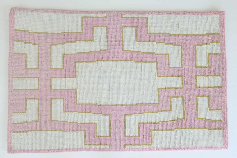 Hand-knotted geometric wool rug in blush, ivory, and olive with a modern linear pattern – Ella Rug by Locust Lane Rugs