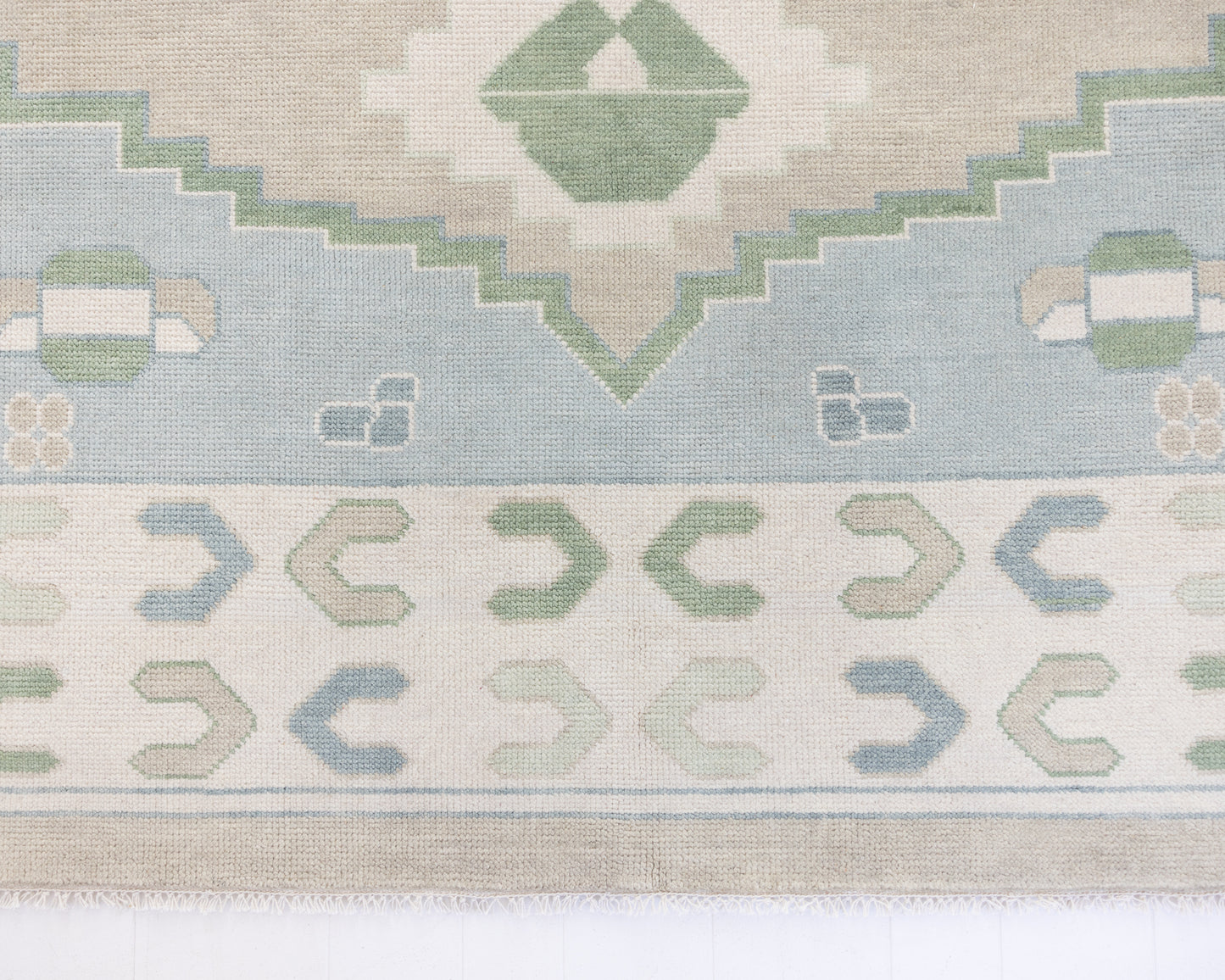 Ivy Modern Oushak Rug