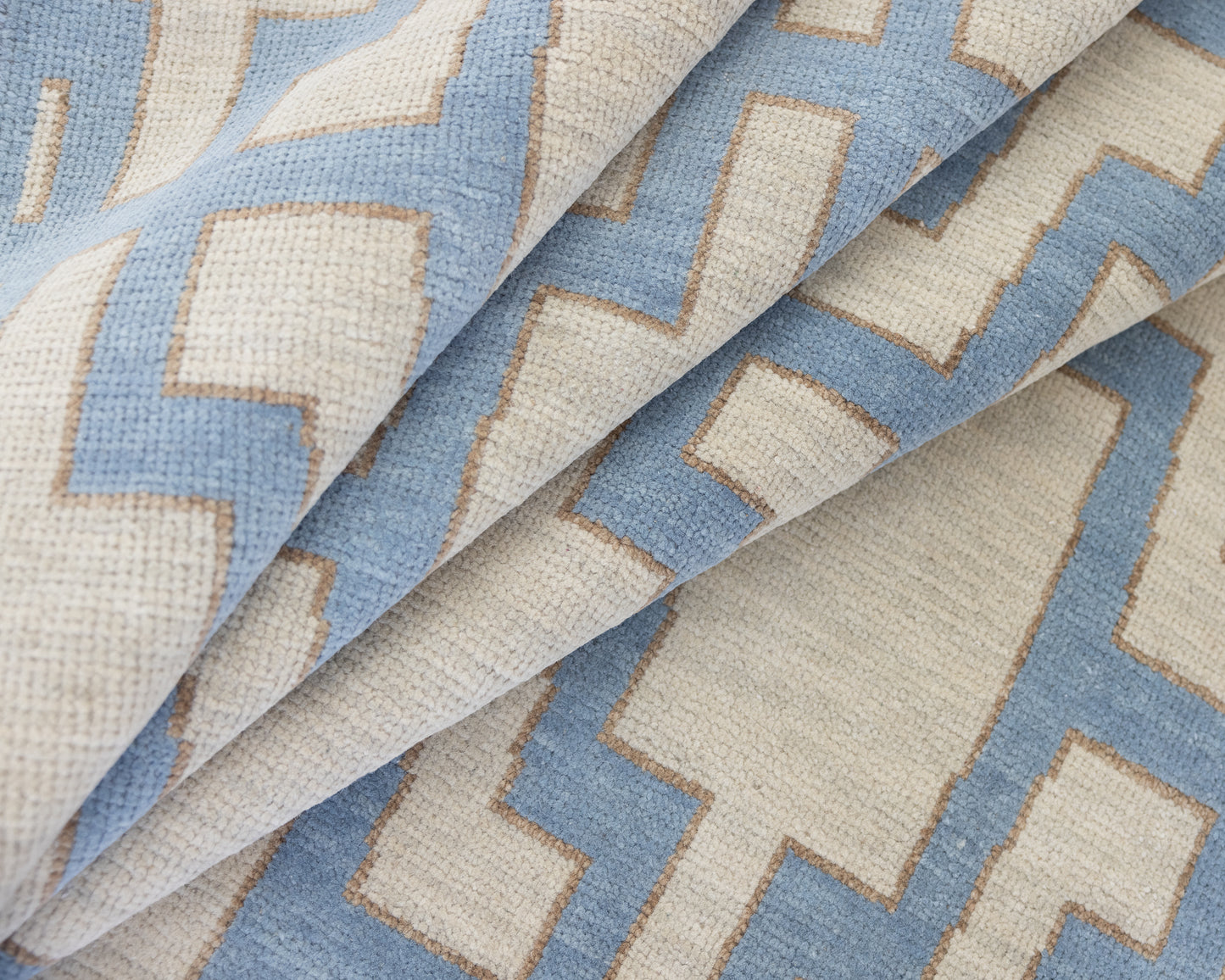 Della Modern Oushak Rug (ready to ship)