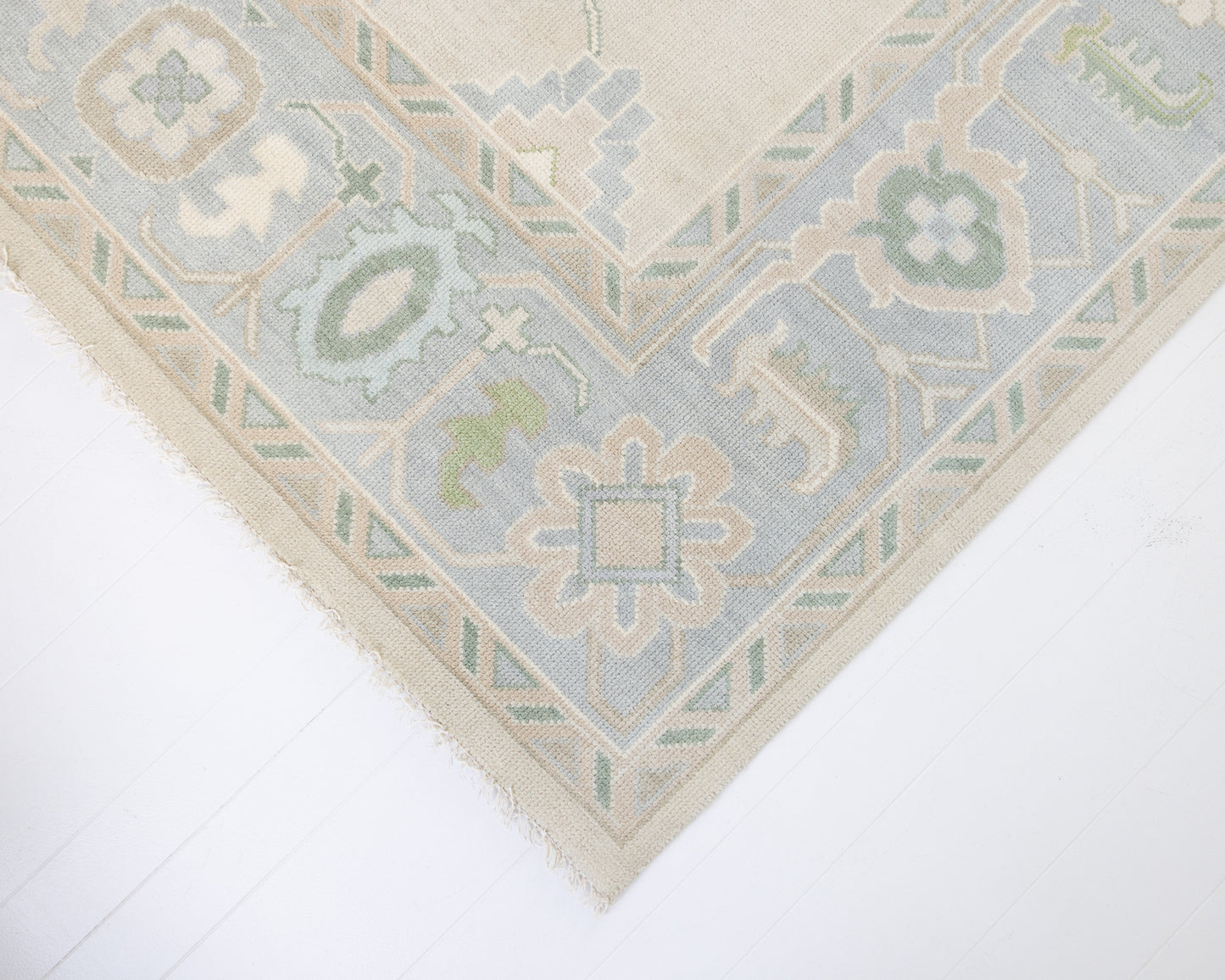 Fiona Modern Oushak Rug