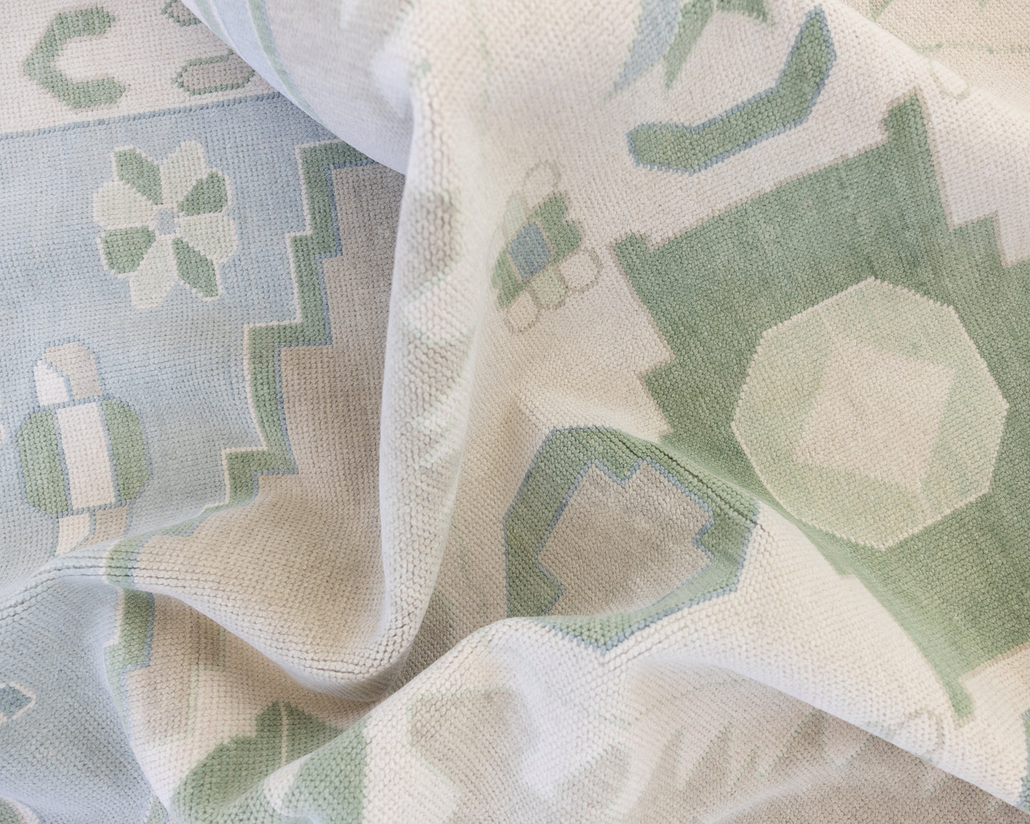 Ivy Modern Oushak Rug