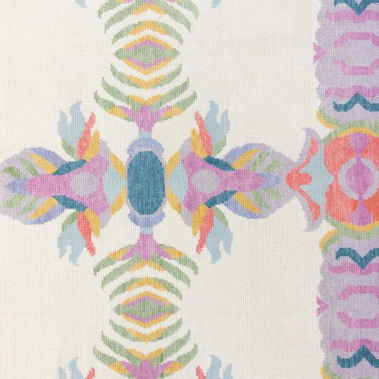 Evie in White Modern Oushak Rug