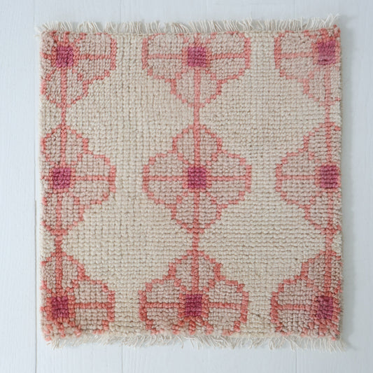 Dee Rug Sample